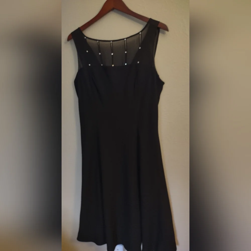 Evan-Picone Black Rhinestone Embellished Drape Back Dress Size 16 - Picture 16 of 16